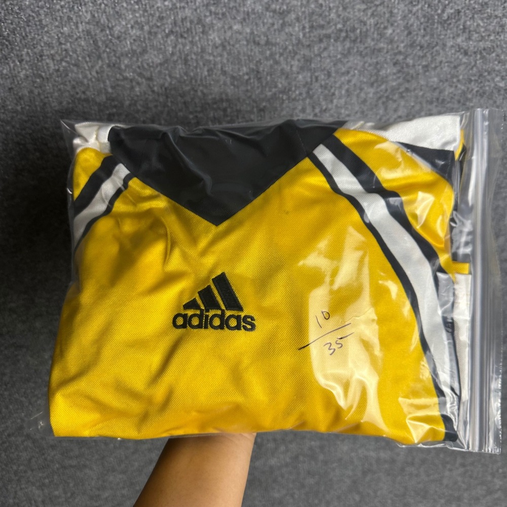 VINTAGE Adidas Goalkeeper Jersey Mens L Yellow 2001 Long Sleeve Shirt - Picture 11 of 11